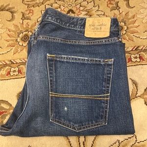 Abercrombie & Fitch Kilburn Low Rise Boot Denim Jeans